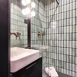 Lejlighed Beautiful 1br With Ac Paris